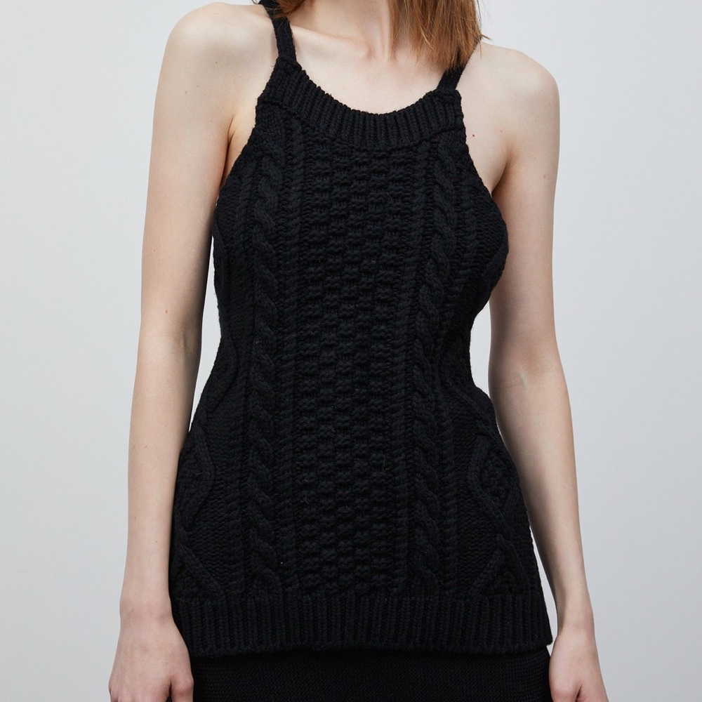 Source Unknown Cross Open Back Cable Knit Tank - image 1